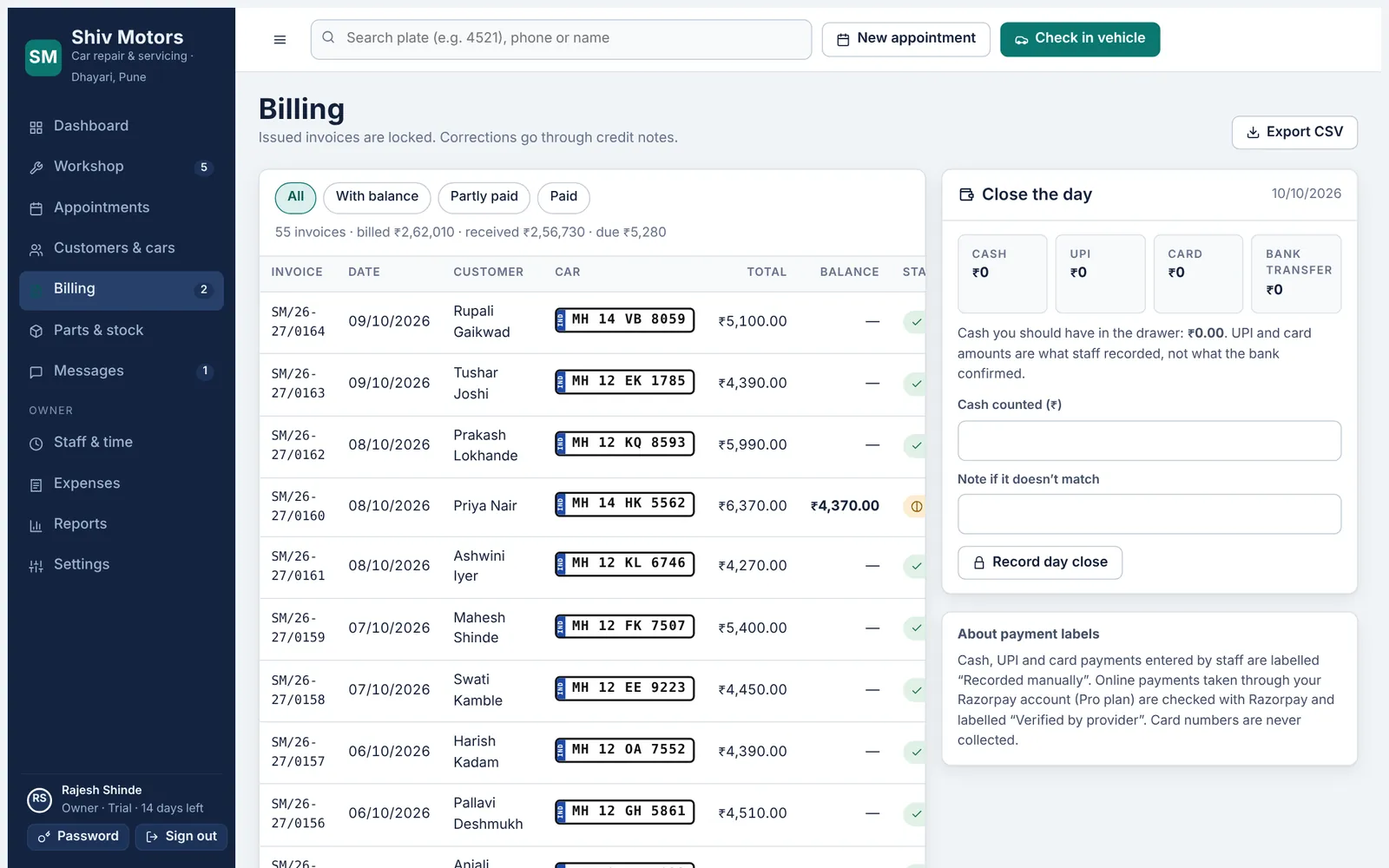 Billing list with balances and payment status